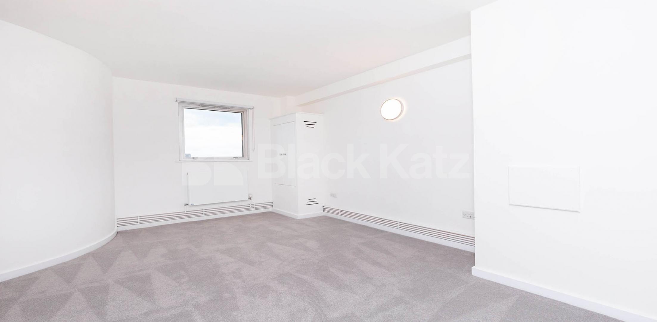 			Roof Terrace, 2 Bedroom, 1 bath, 1 reception Apartment			 ABILITY VIEW-KINGSLAND ROAD, HOXTON - SHOREDITCH